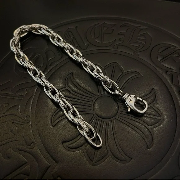 Chrome Hearts Classic Retro Clasp Bracelet - Picture 7 of 9